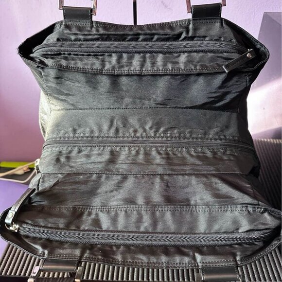 Kenneth Cole Nylon Bag - Picture 4 of 4